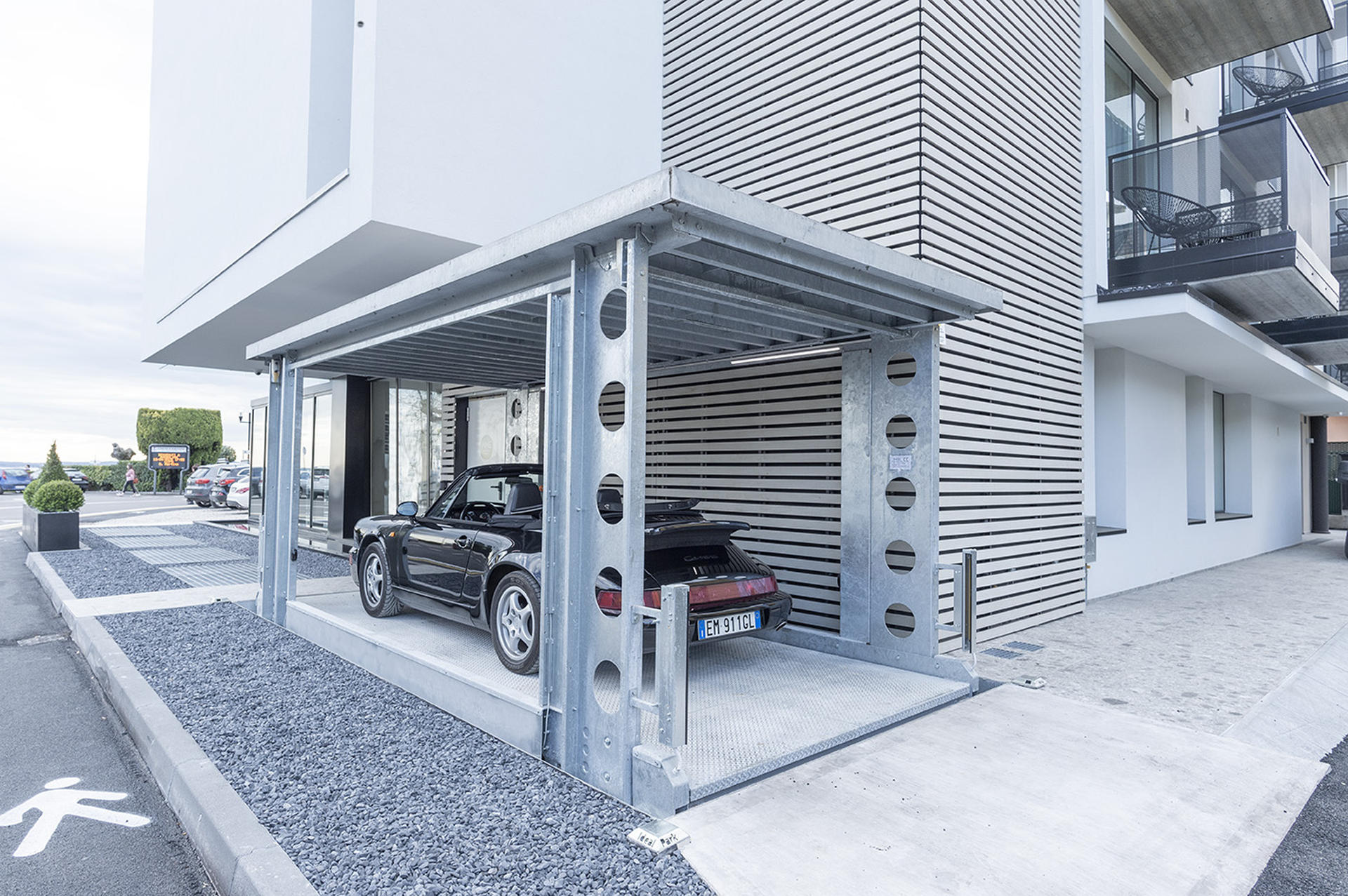 Car lifts with covering roof